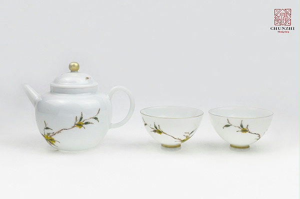 金桂描金茶壶对杯