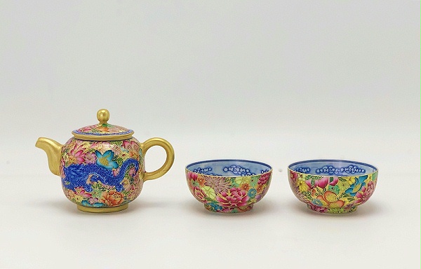 万花珐琅青花龙凤