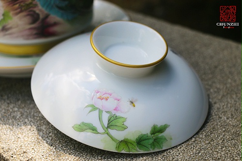 交能＆淳之 · 一周一品鉴——淳之藏瓷淳之藏瓷淳之重工孔雀盖碗三件套