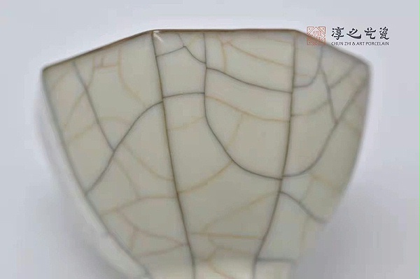 48c6f3608fd1125a705d028f32ce363