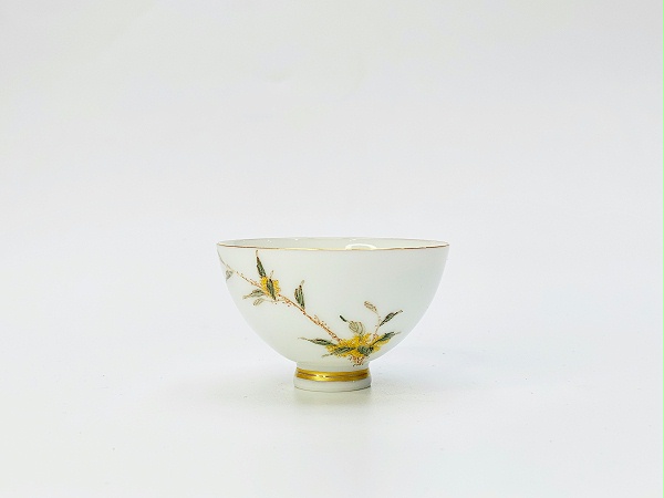 高白瓷描金桂花鸡心杯