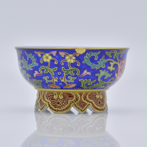 珐琅描金主人杯