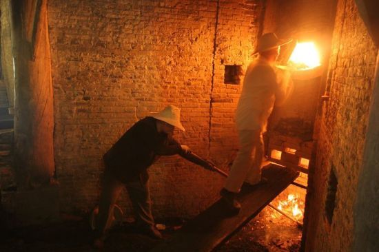 v2-0bab1214d3bd911704dc91793b4a446f_1440w