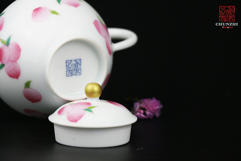 淳之高白瓷仙桃茶壶