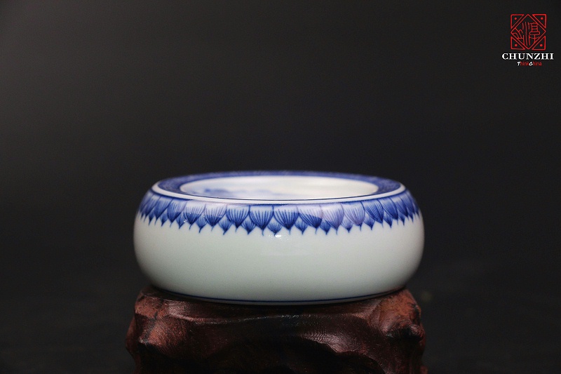 淳之手绘青花莲瓣纹盖置