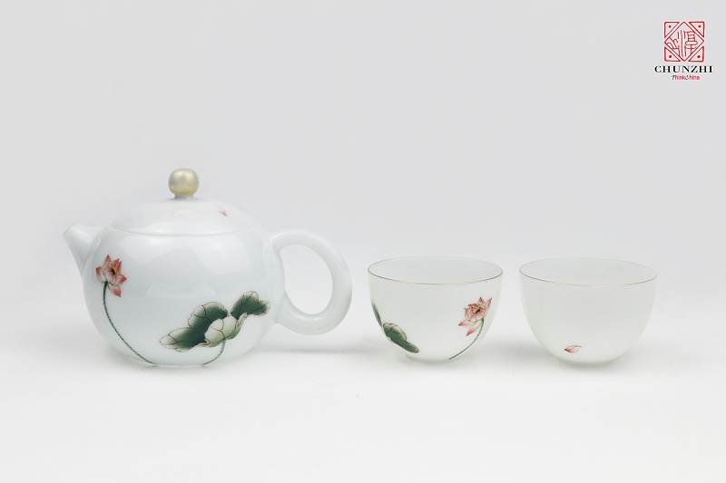 荷花描金茶壶对杯