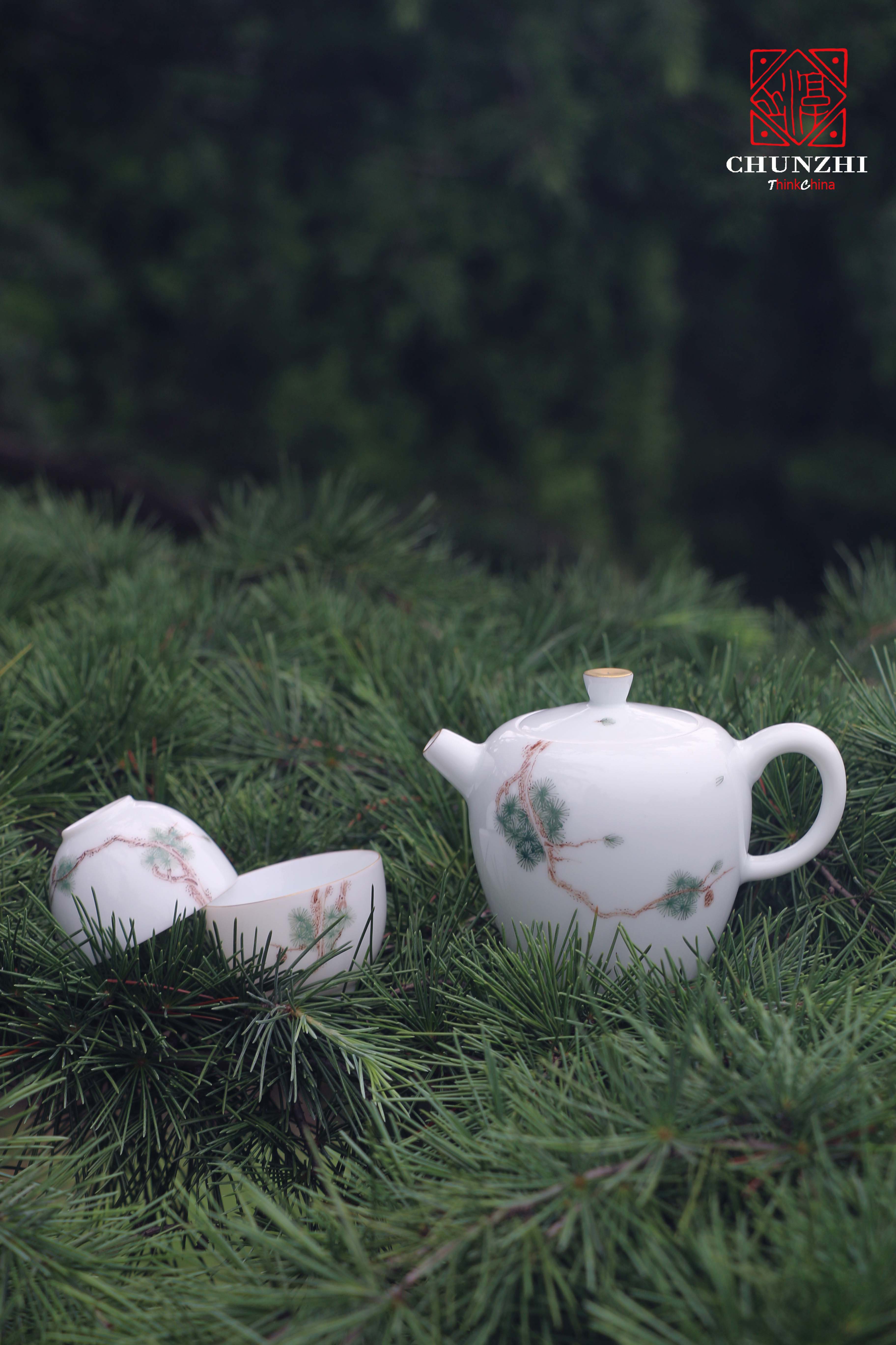  高白瓷青松鸡心杯茶具套组