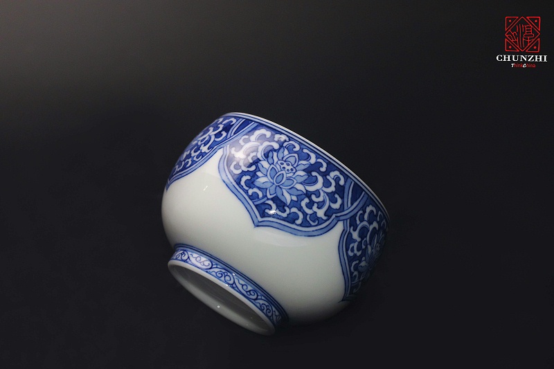 淳之手绘青花瓷圆融杯