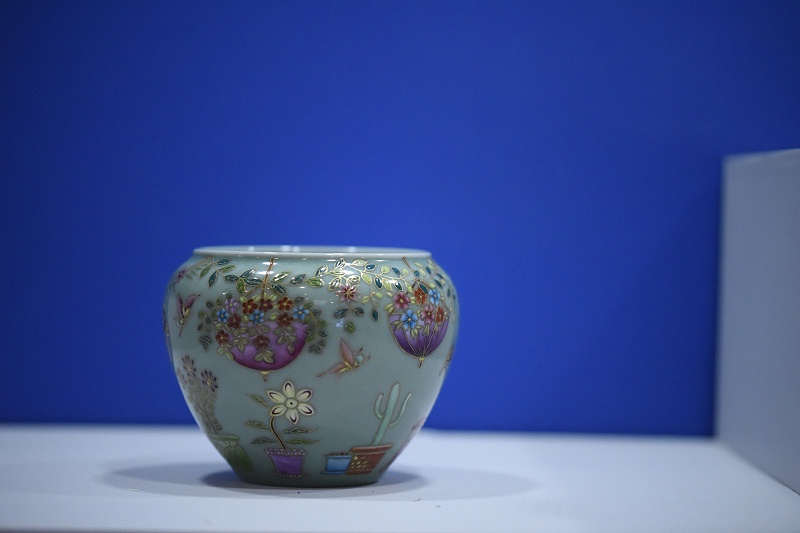 青瓷画珐琅水洗