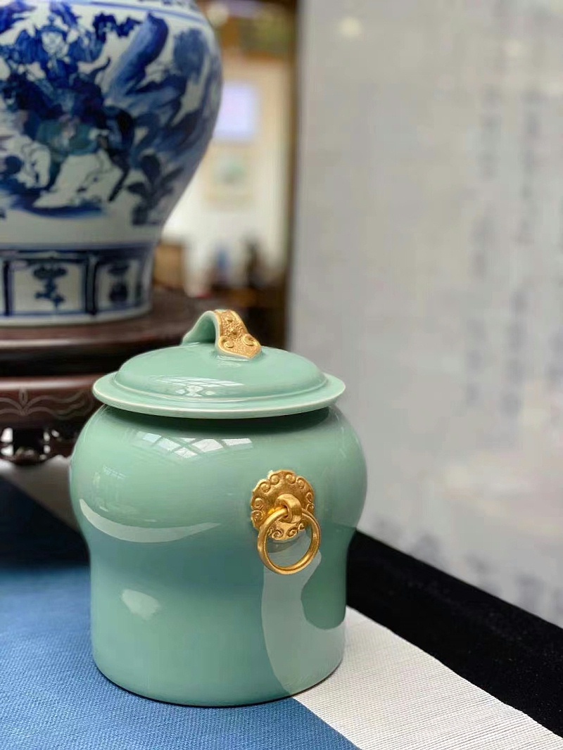 淳之“金镶玉”青瓷如意柄双耳罐
